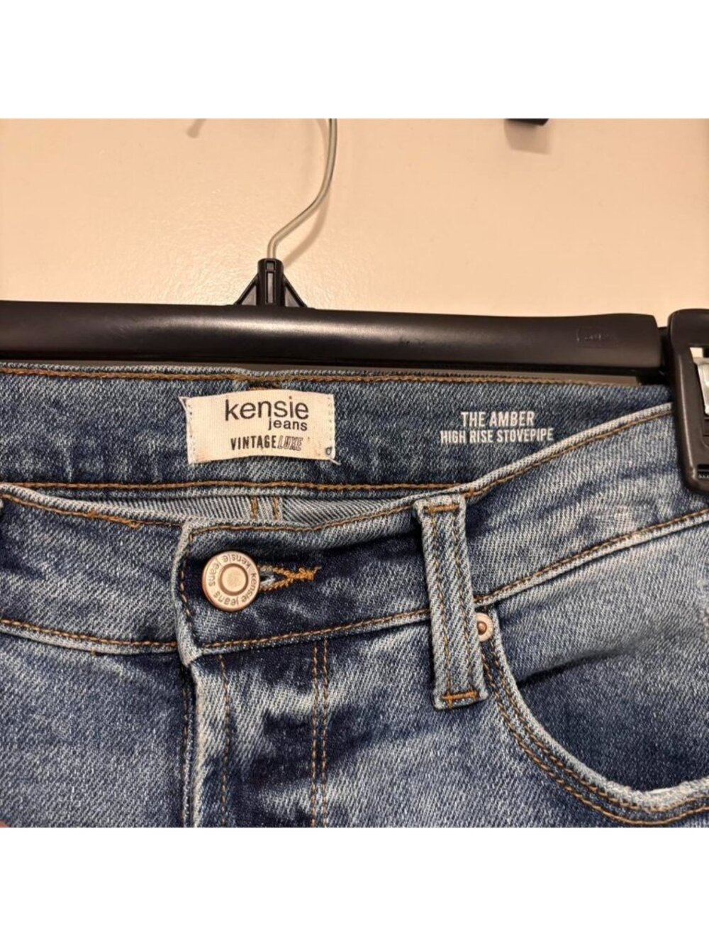 Kensie high rise blue jeans Size 27 Excellent...